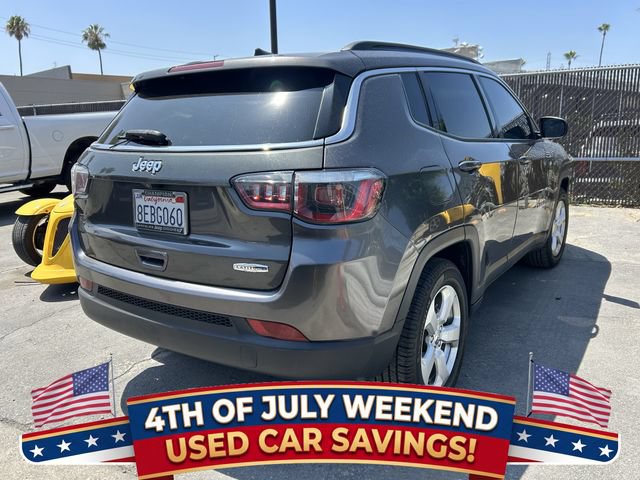 Used 2018 Jeep Compass Latitude w/ Popular Equipment Group FWD image 3