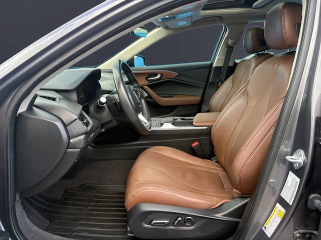 Used 2023 Acura TLX w/ Technology Package FWD image 9