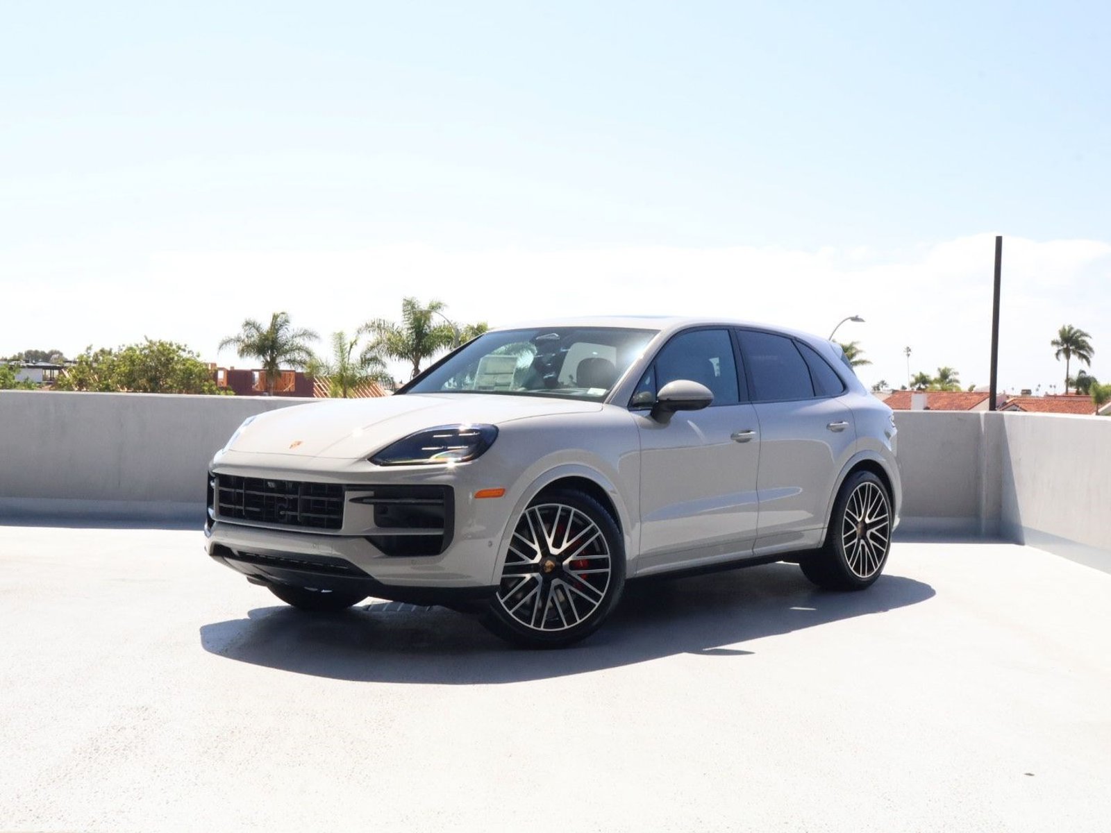 New 2026 Porsche Cayenne S AWD/4WD image 1