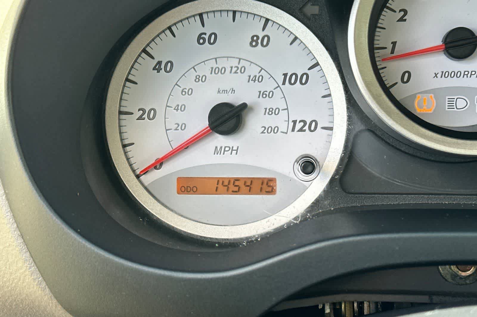 Used 2004 Toyota RAV4 2WD image 23