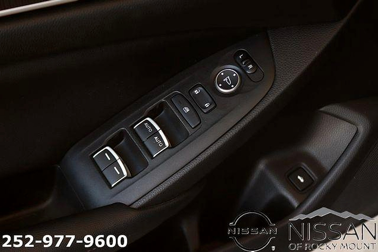 Used 2022 Honda Accord Sport image 11