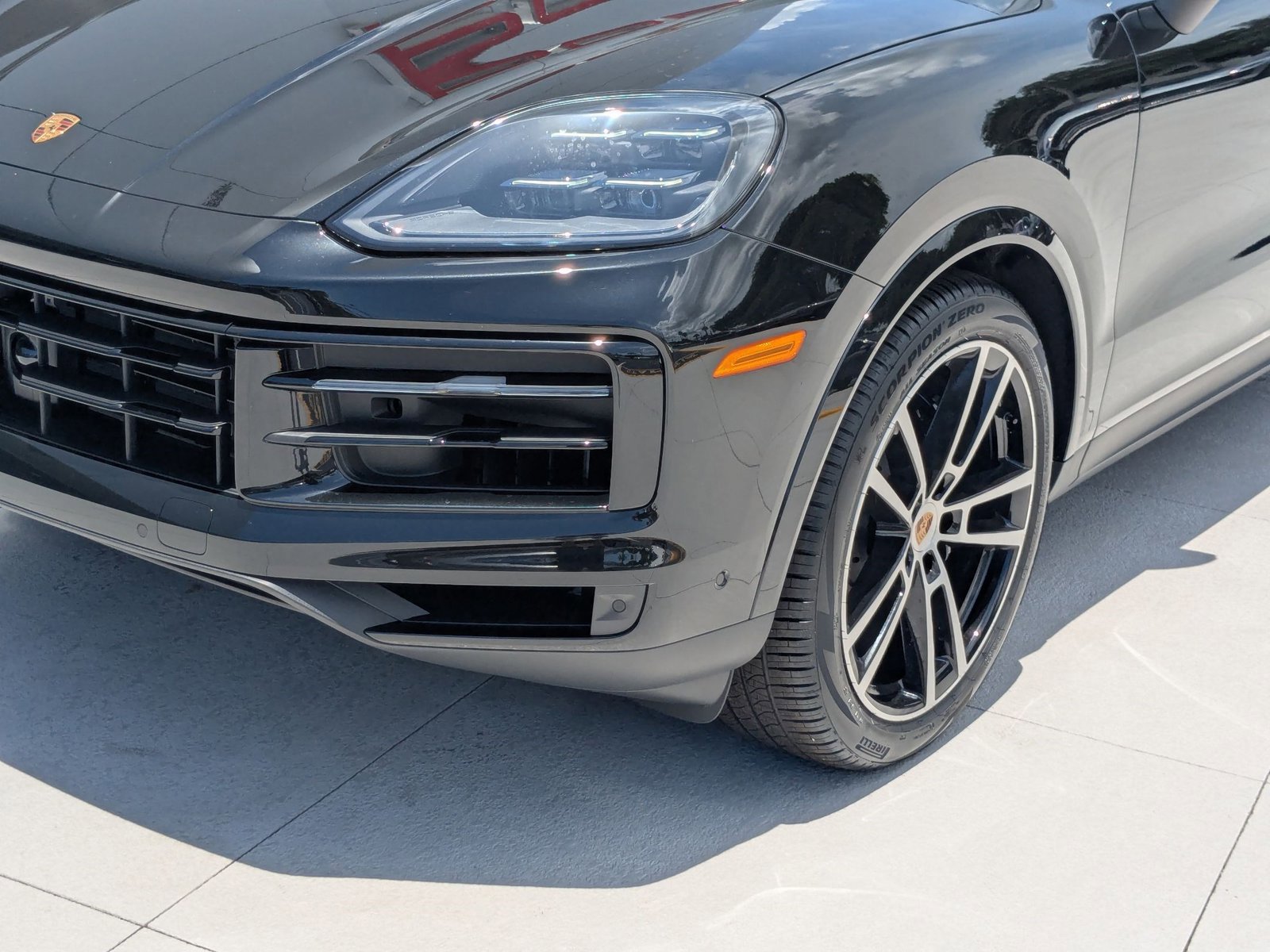 New 2025 Porsche Cayenne image 12