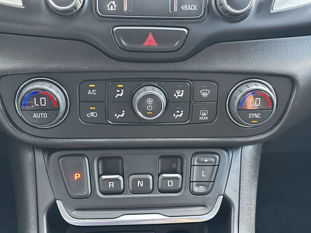 Certified 2019 GMC Terrain SLT w/ Preferred Package AWD/4WD image 19
