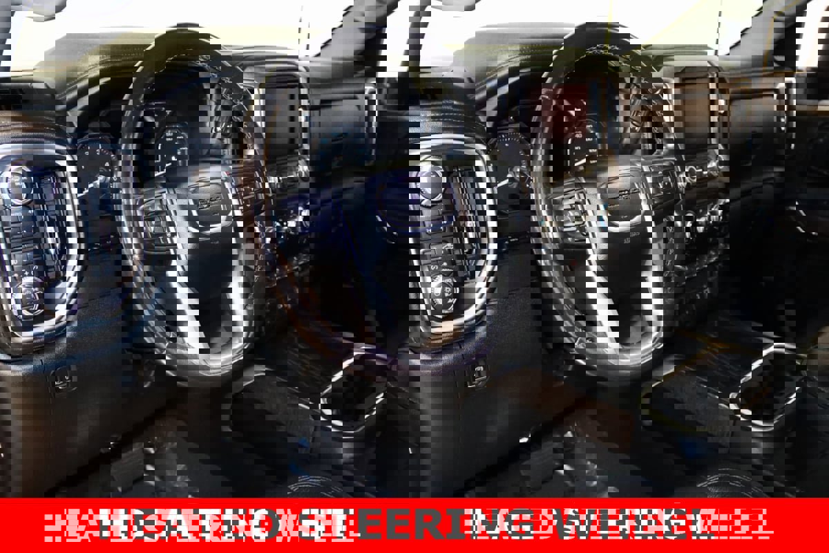 Used 2022 GMC Sierra 3500 Denali w/ Denali Ultimate Package image 22