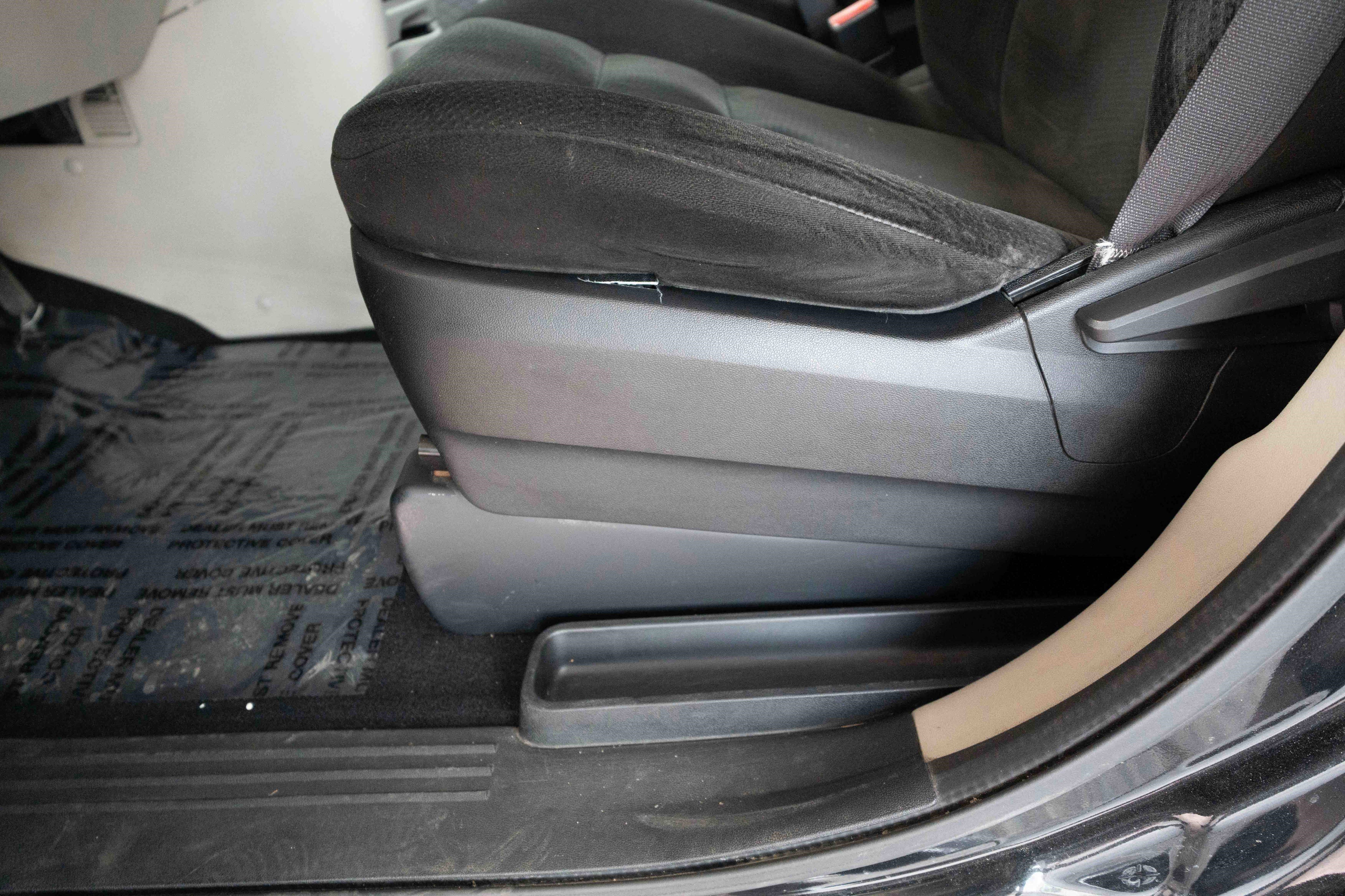 Used 2016 Dodge Grand Caravan SE w/ Quick Order Package 29E SE image 12