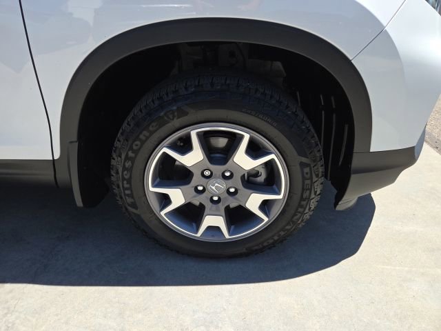 Certified 2023 Honda Passport TrailSport image 31