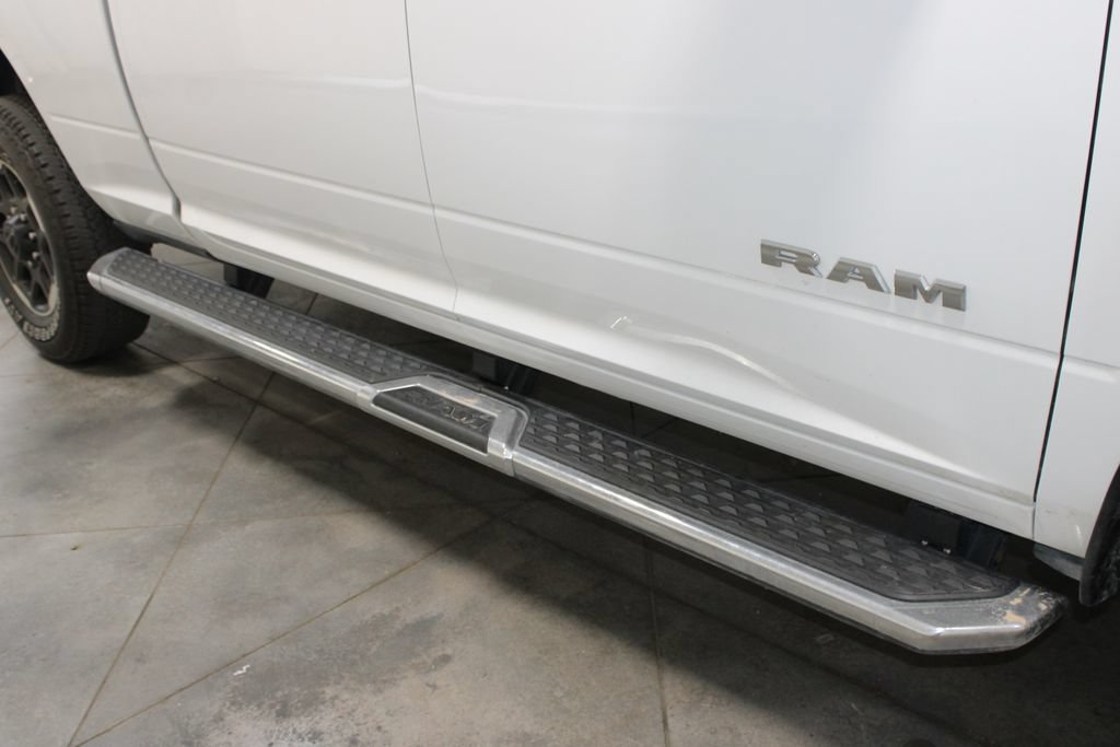 Used 2025 RAM 2500 Laramie AWD/4WD image 16