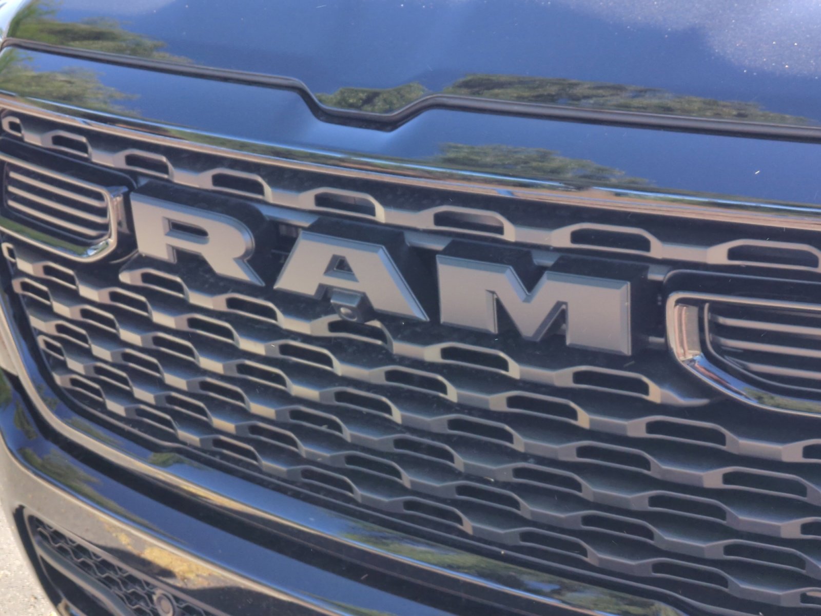 New 2026 RAM 1500 Express AWD/4WD image 23
