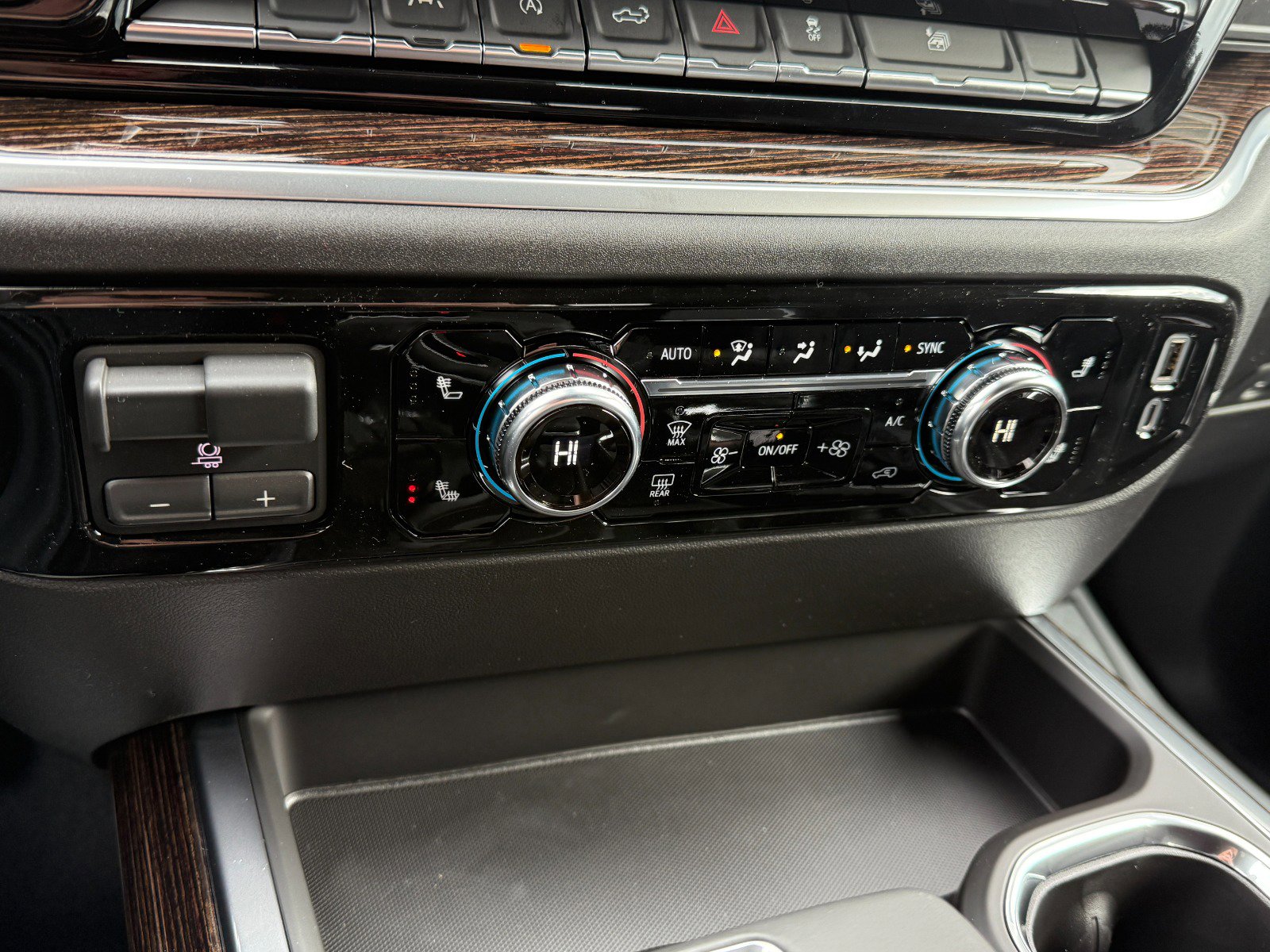 New 2026 GMC Sierra 1500 Elevation w/ Preferred Package image 32