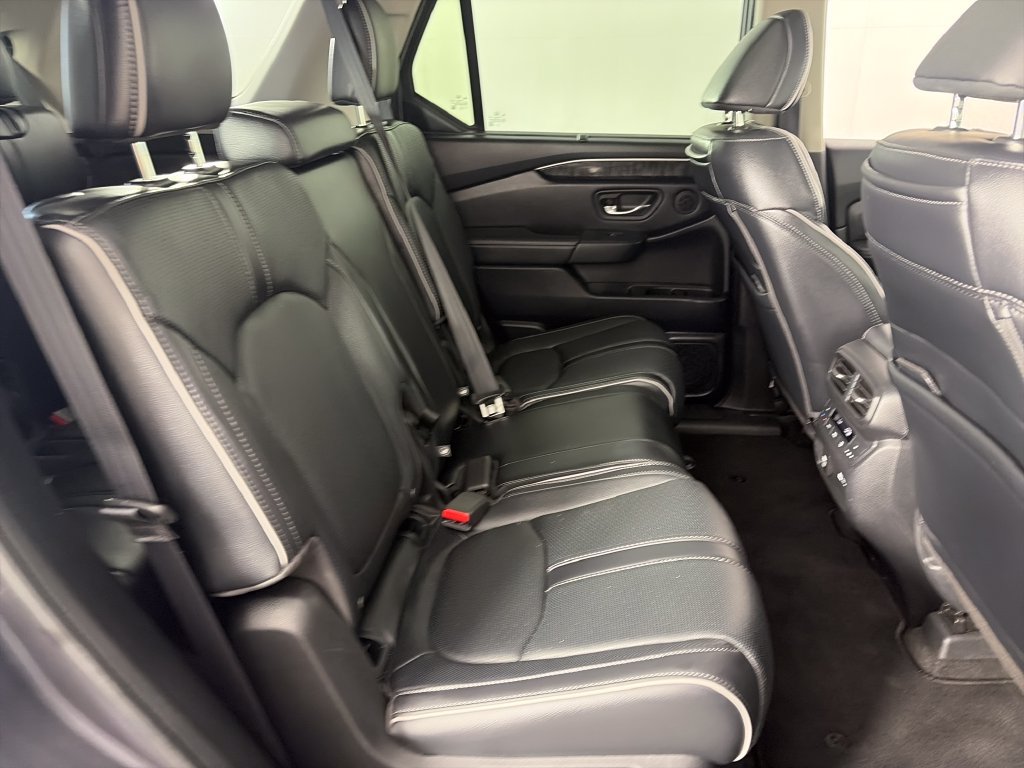 Used 2023 Honda Pilot Elite image 28