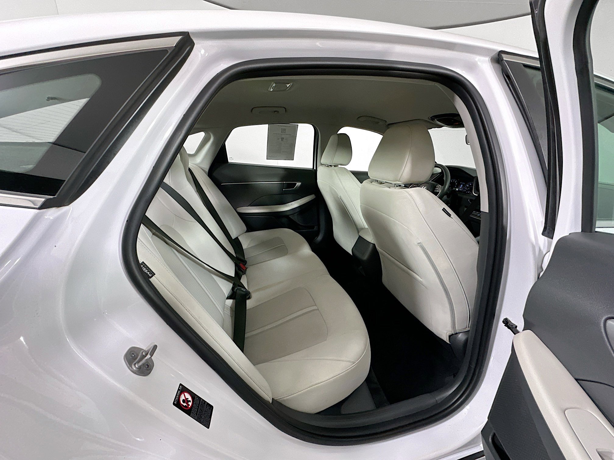 Used 2023 Hyundai Sonata SE image 28