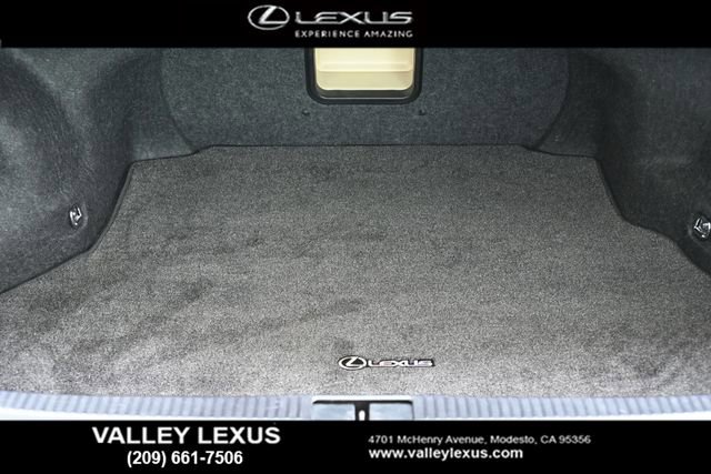 Used 2016 Lexus ES 350 w/ Navigation System Package image 20