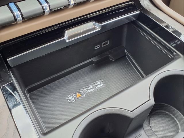 New 2026 GMC Yukon Denali w/ Denali Reserve Package image 9