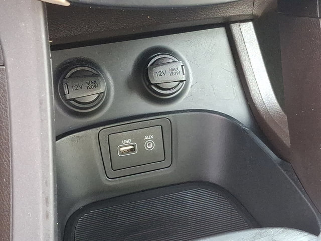 Used 2017 Hyundai Santa Fe Sport image 22