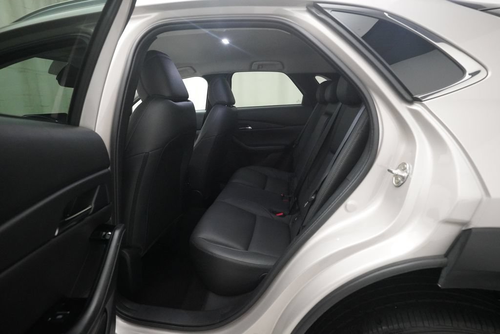 Certified 2023 MAZDA CX-30 AWD 2.5 S w/ Preferred Package image 16