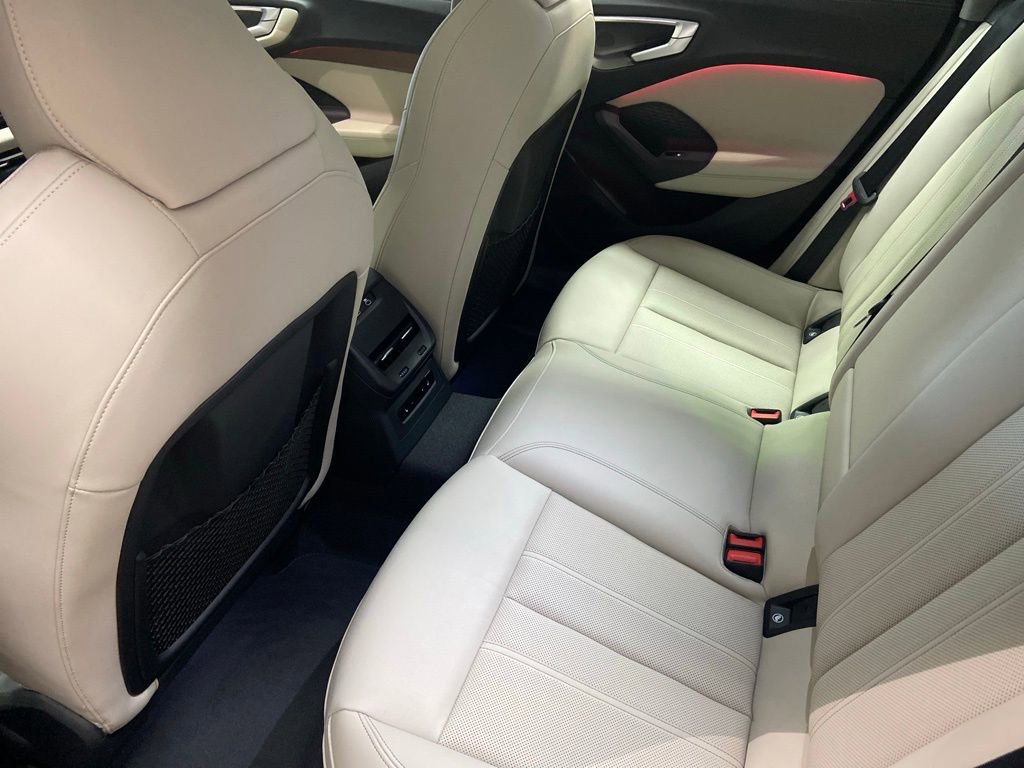 New 2025 Audi A5 2.0T Prestige image 5