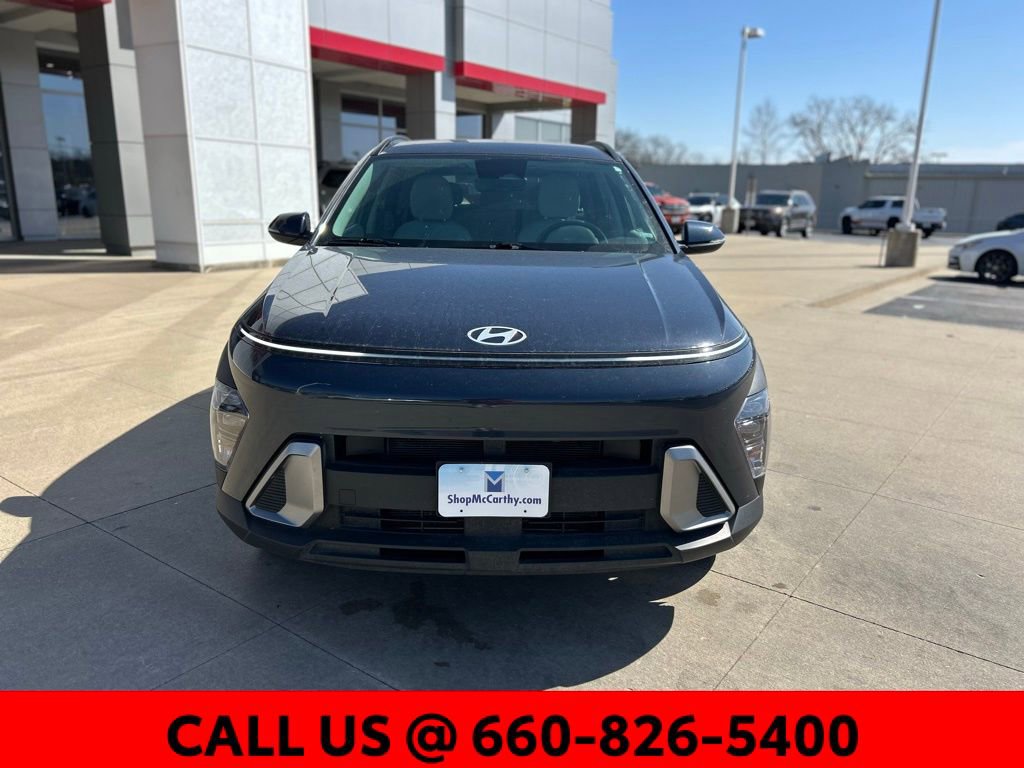Used 2025 Hyundai Kona SEL video 2
