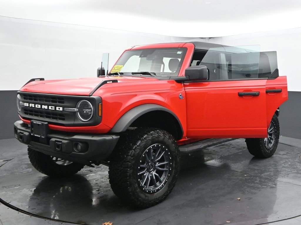 Used 2023 Ford Bronco Black Diamond image 35