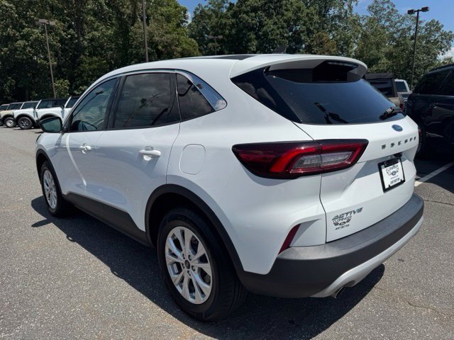 Used 2024 Ford Escape Active AWD/4WD image 5