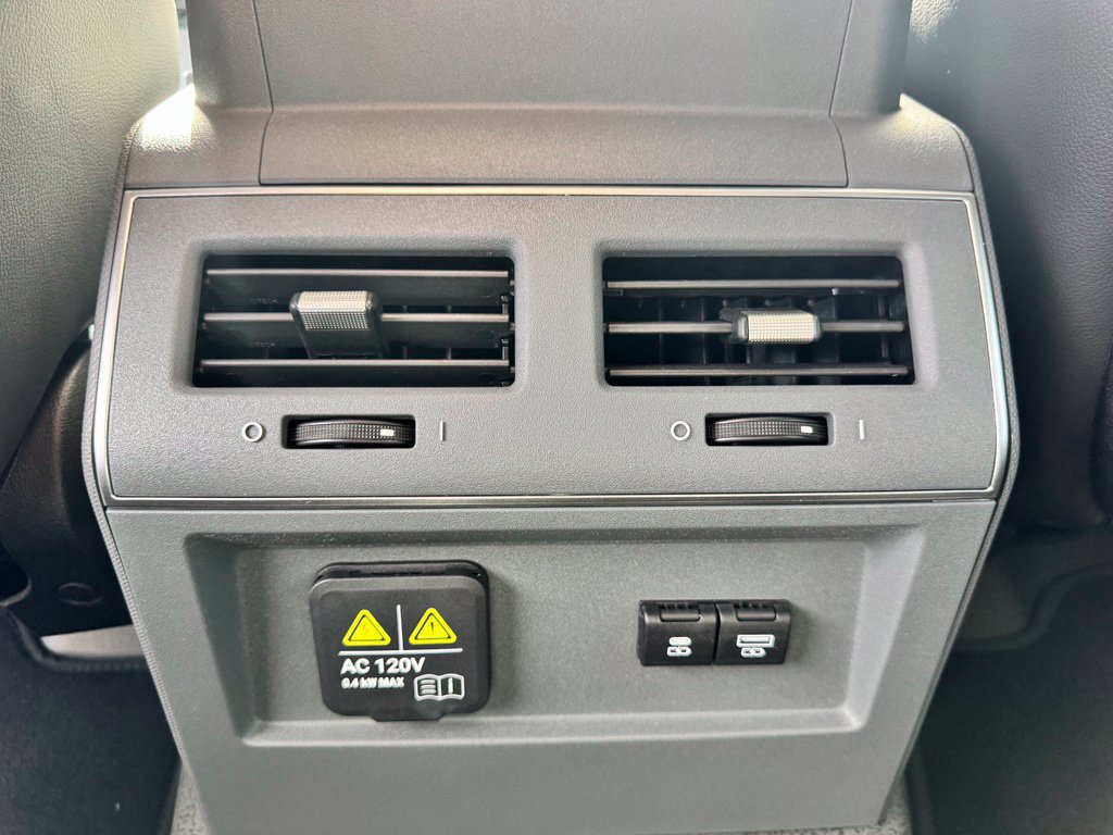 New 2026 INEOS Grenadier Station Wagon AWD/4WD image 18