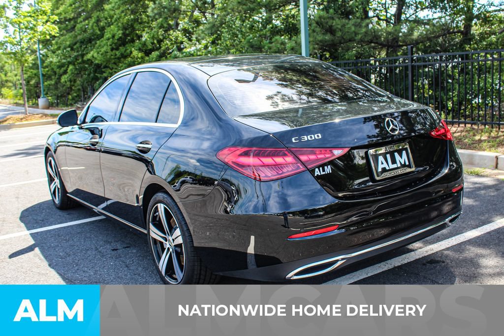 Used 2025 Mercedes-Benz C 300 Sedan image 4