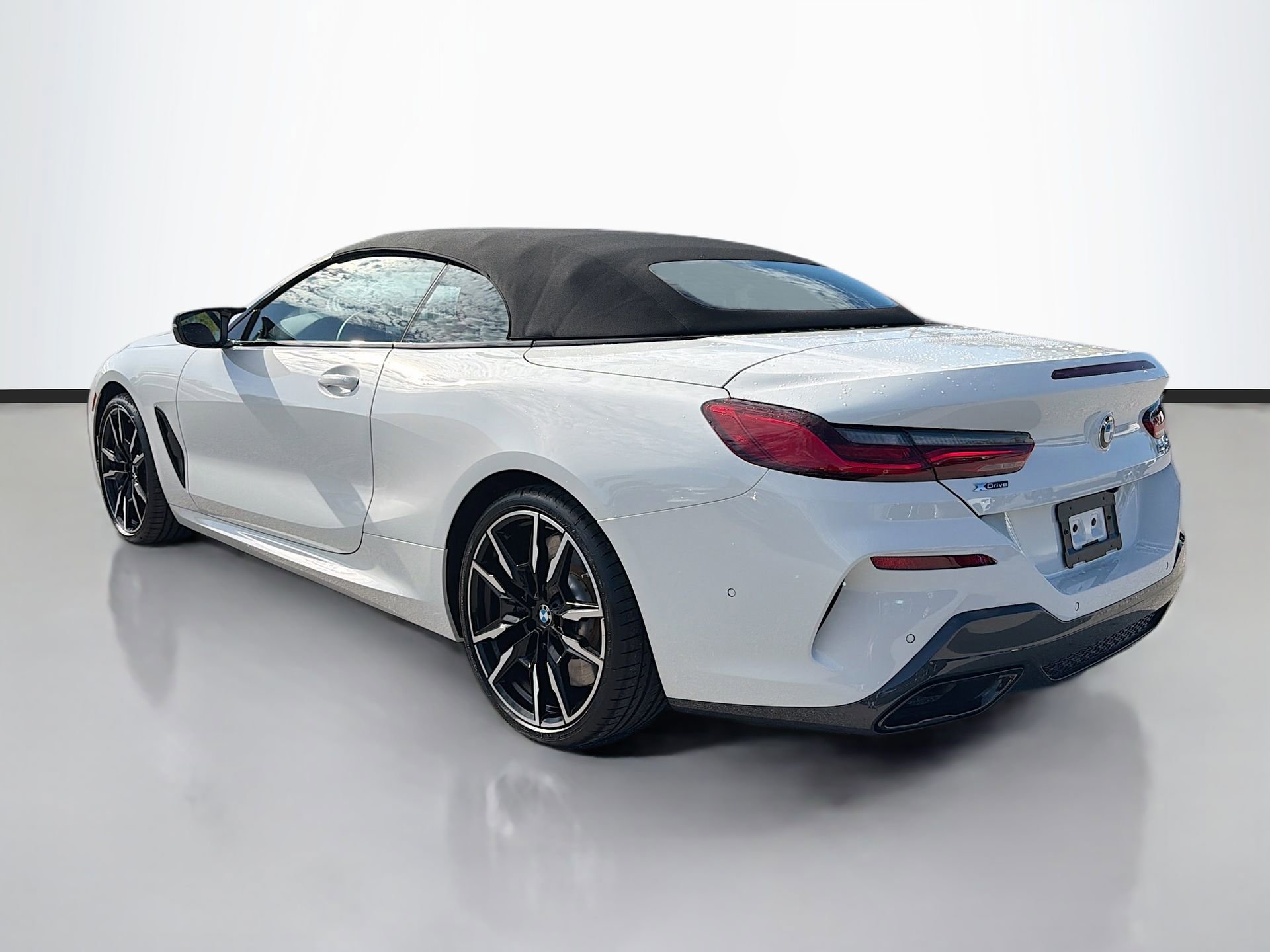 Used 2025 BMW M850i xDrive Convertible image 6
