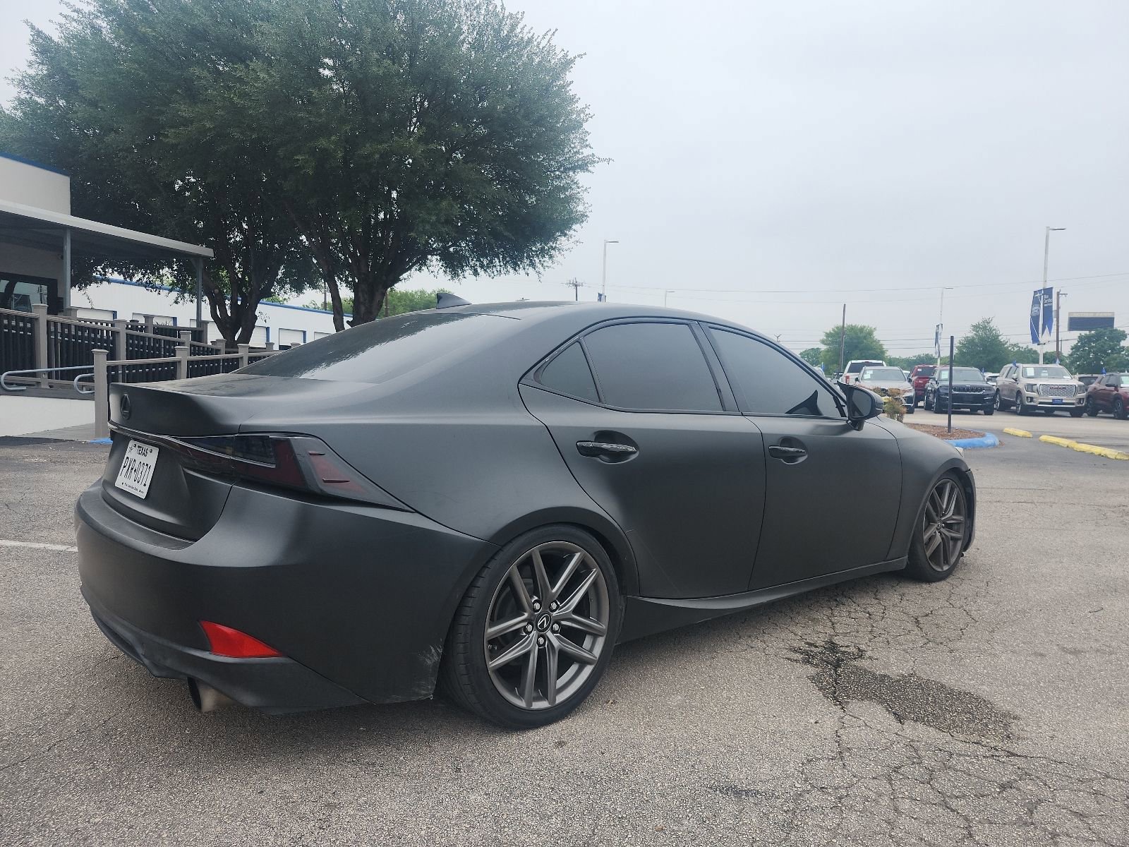 Used 2017 Lexus IS 200t F Sport w/ F Sport Package RWD image 3
