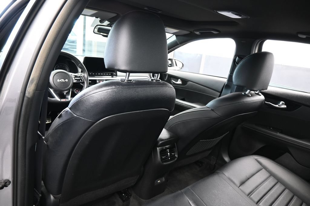 Used 2023 Kia Forte GT-Line w/ GT-Line Premium Package FWD image 35