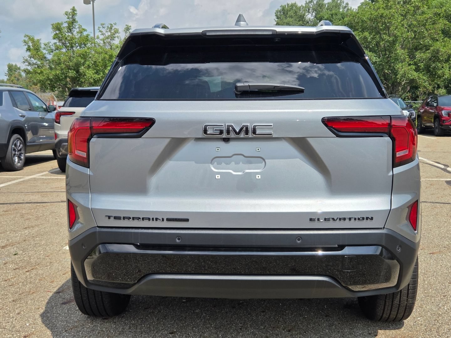 New 2026 GMC Terrain Elevation w/ Black Edition AWD/4WD image 17