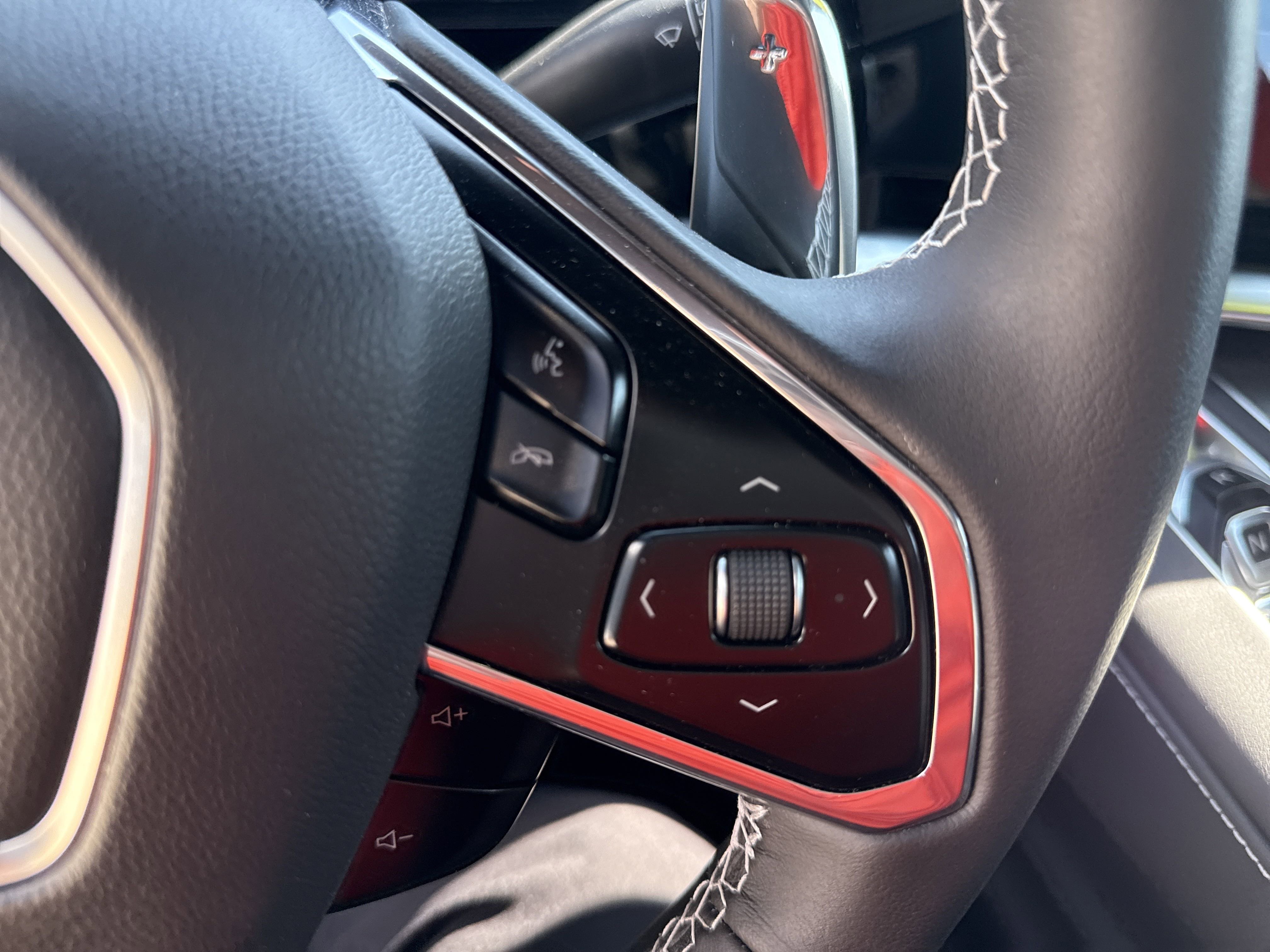 Used 2024 Chevrolet Corvette Stingray Coupe w/ Body-Color Dual Roof Package image 20