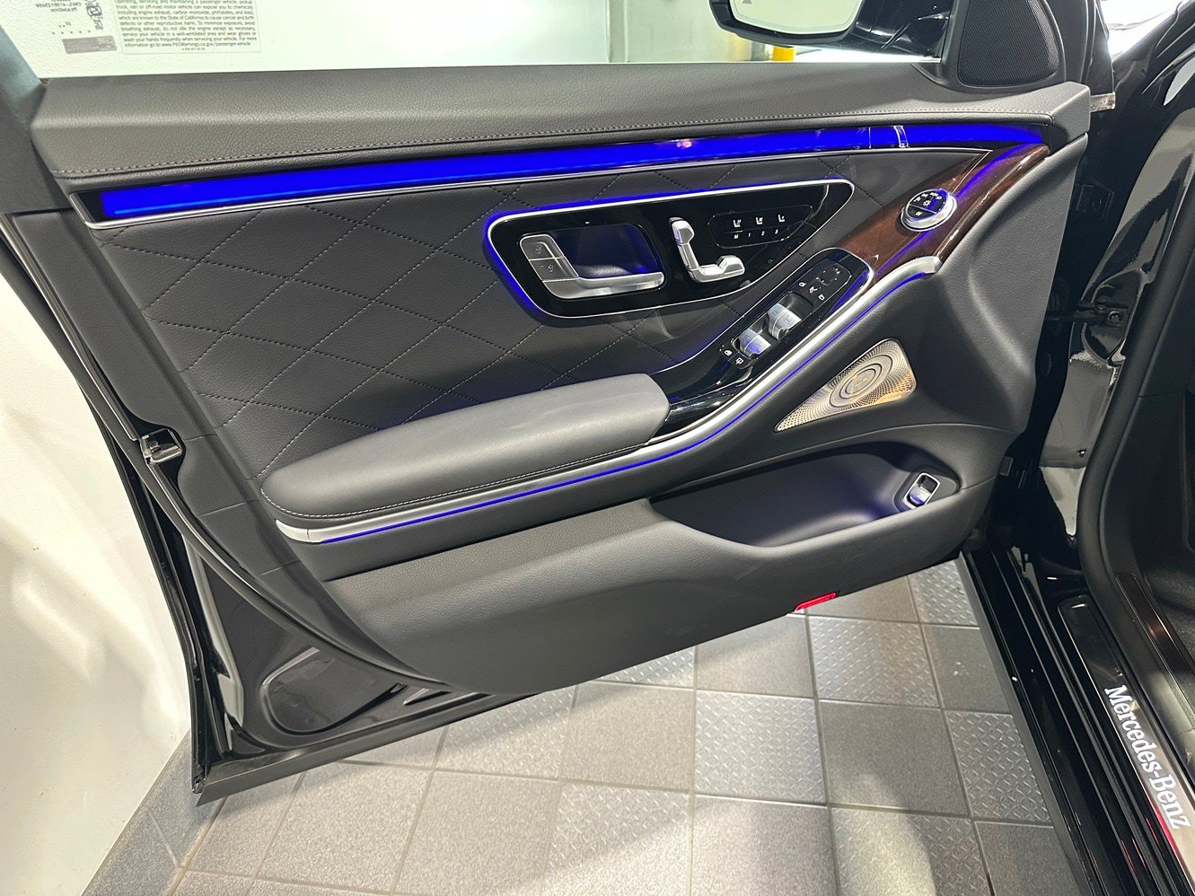 Certified 2024 Mercedes-Benz S 580 4MATIC Sedan image 8