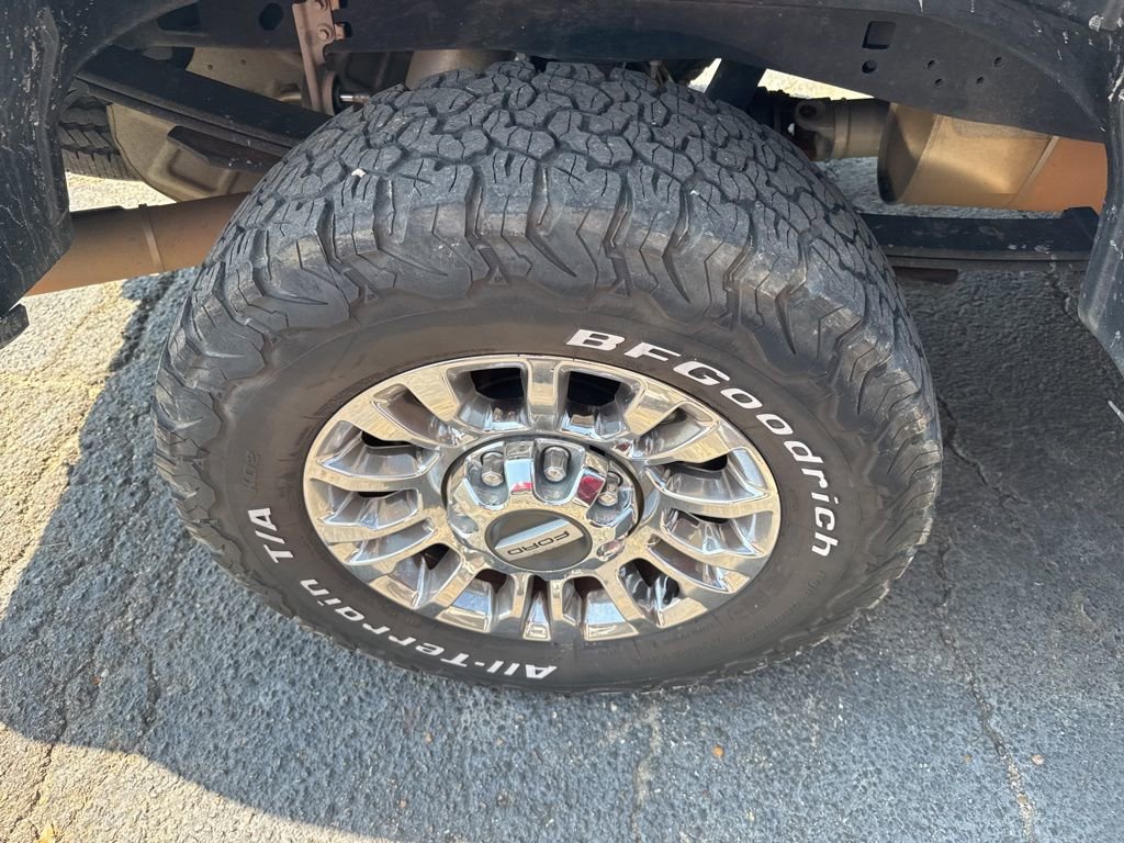 Used 2020 Ford F250 XLT w/ XLT Premium Package image 17