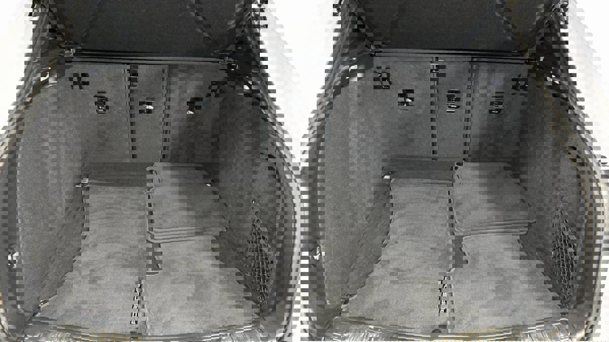 Used 2021 Porsche Macan Turbo w/ Premium Package Plus (PF0) image 44