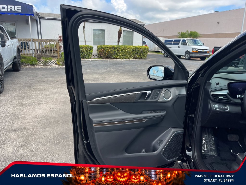 New 2026 Buick Enclave Avenir w/ Super Cruise Package FWD image 11