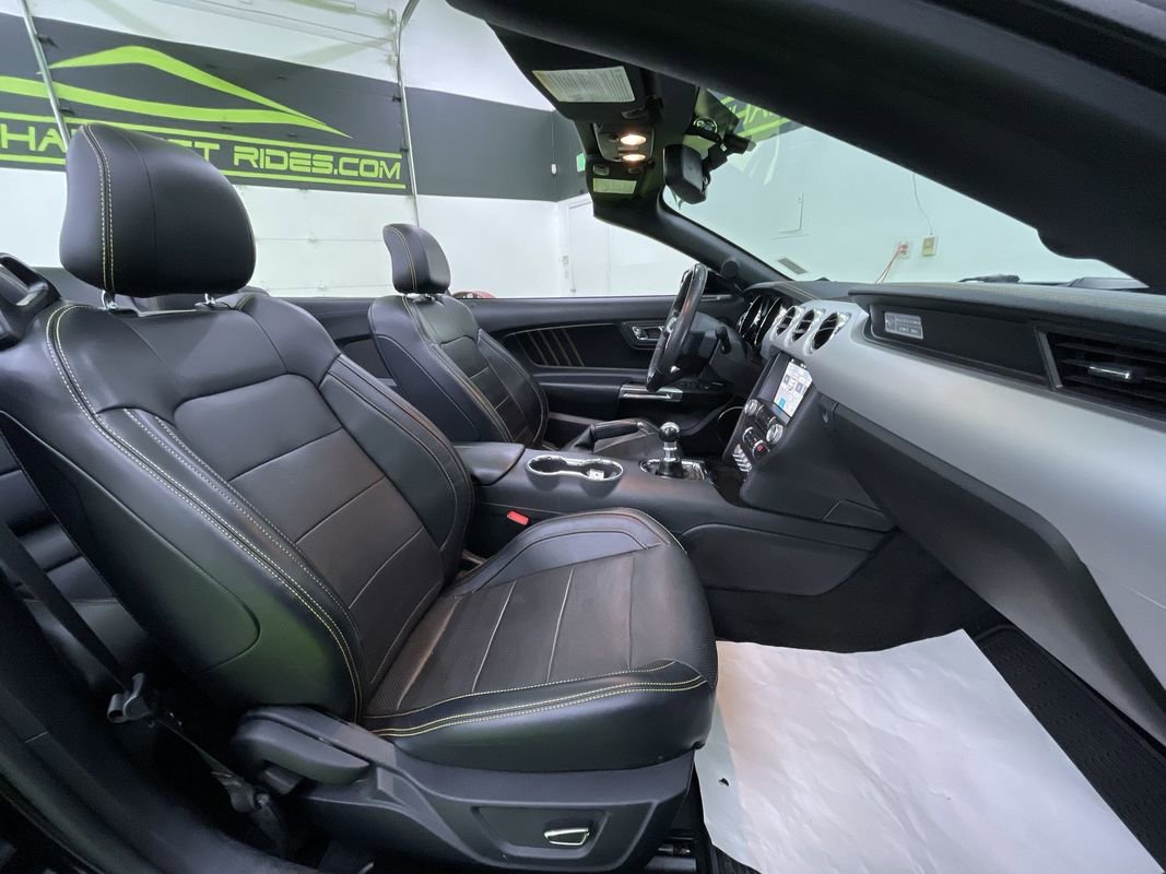 Used 2017 Ford Mustang GT Premium image 27