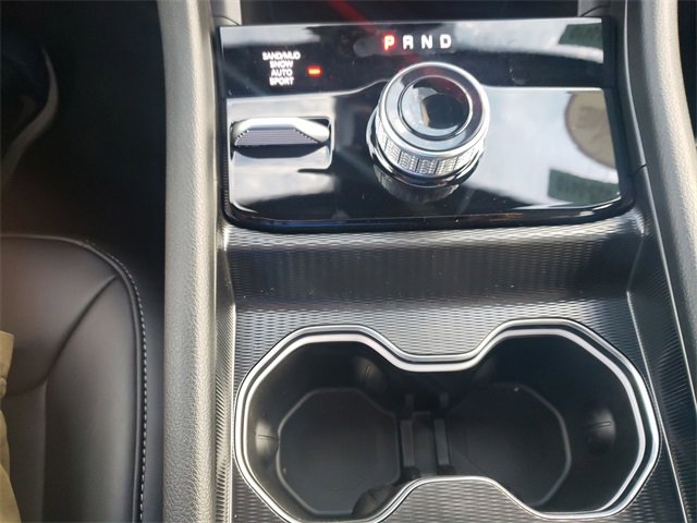 New 2025 Jeep Grand Cherokee Limited w/ Black Appearance Package image 29