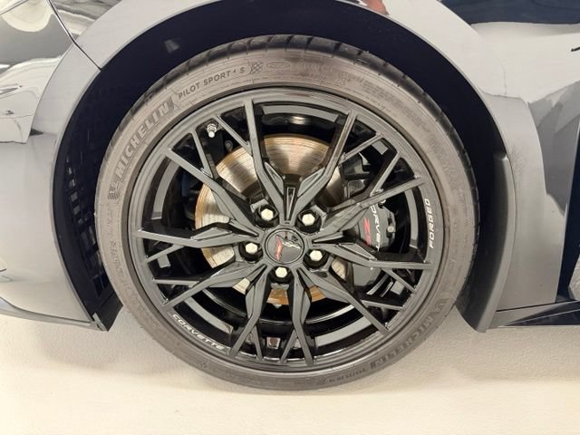 Certified 2023 Chevrolet Corvette Stingray Coupe w/ Z51 Performance Package RWD image 17