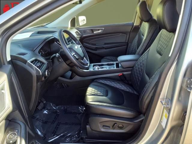 Used 2024 Ford Edge Titanium AWD/4WD image 5