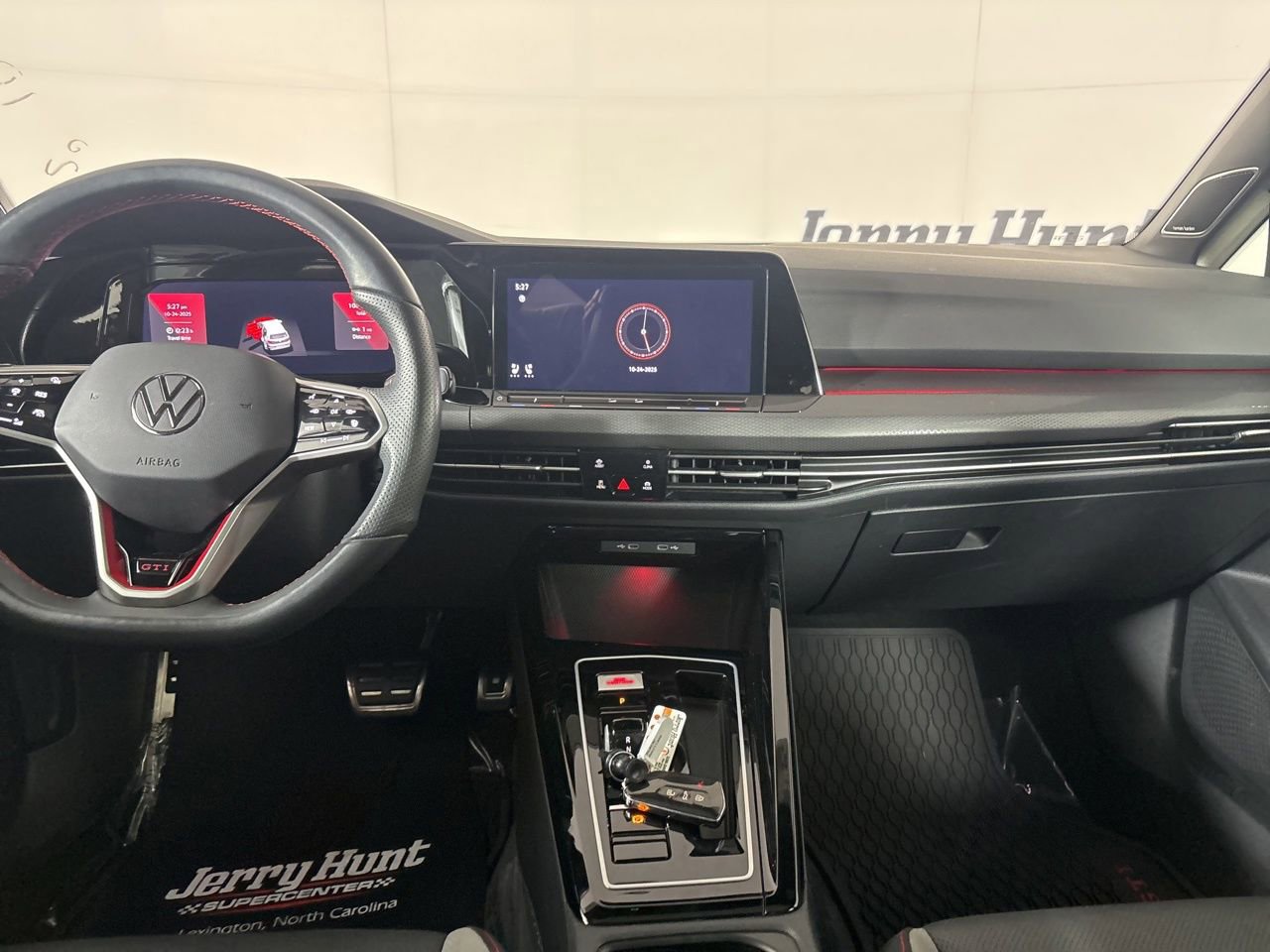 Used 2024 Volkswagen GTI Autobahn image 22