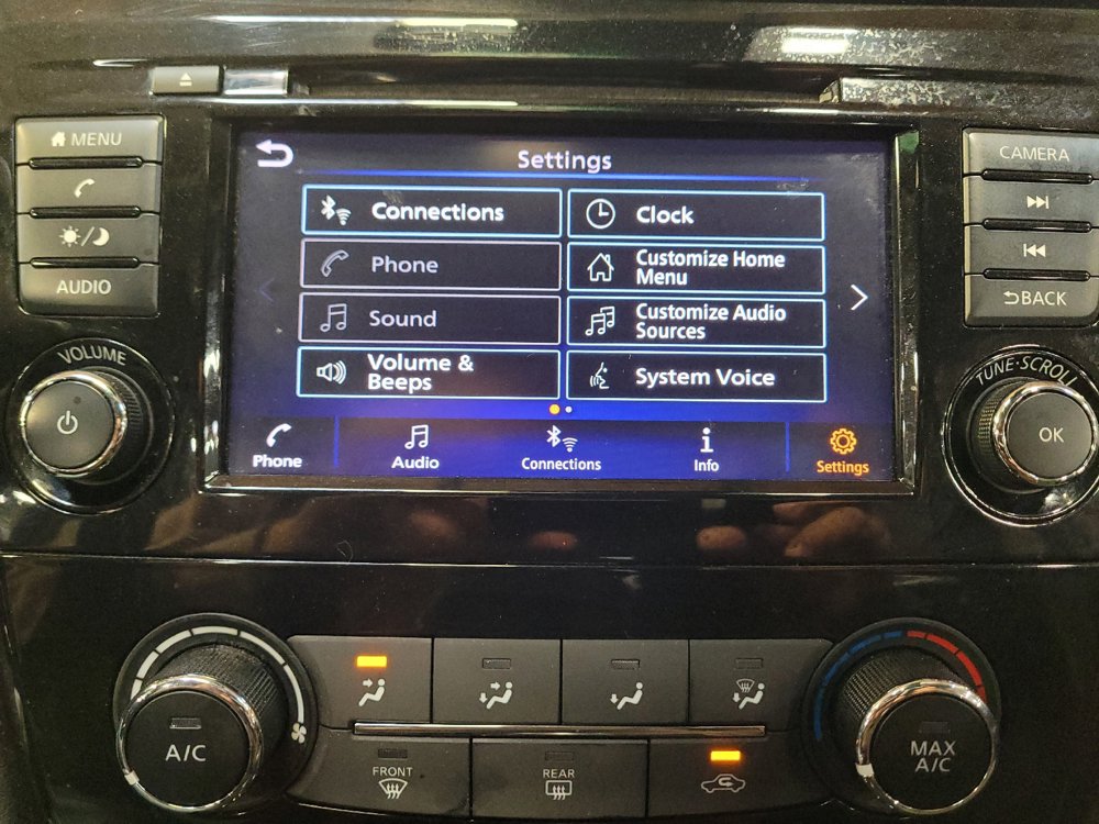 Used 2021 Nissan Rogue Sport S FWD image 25