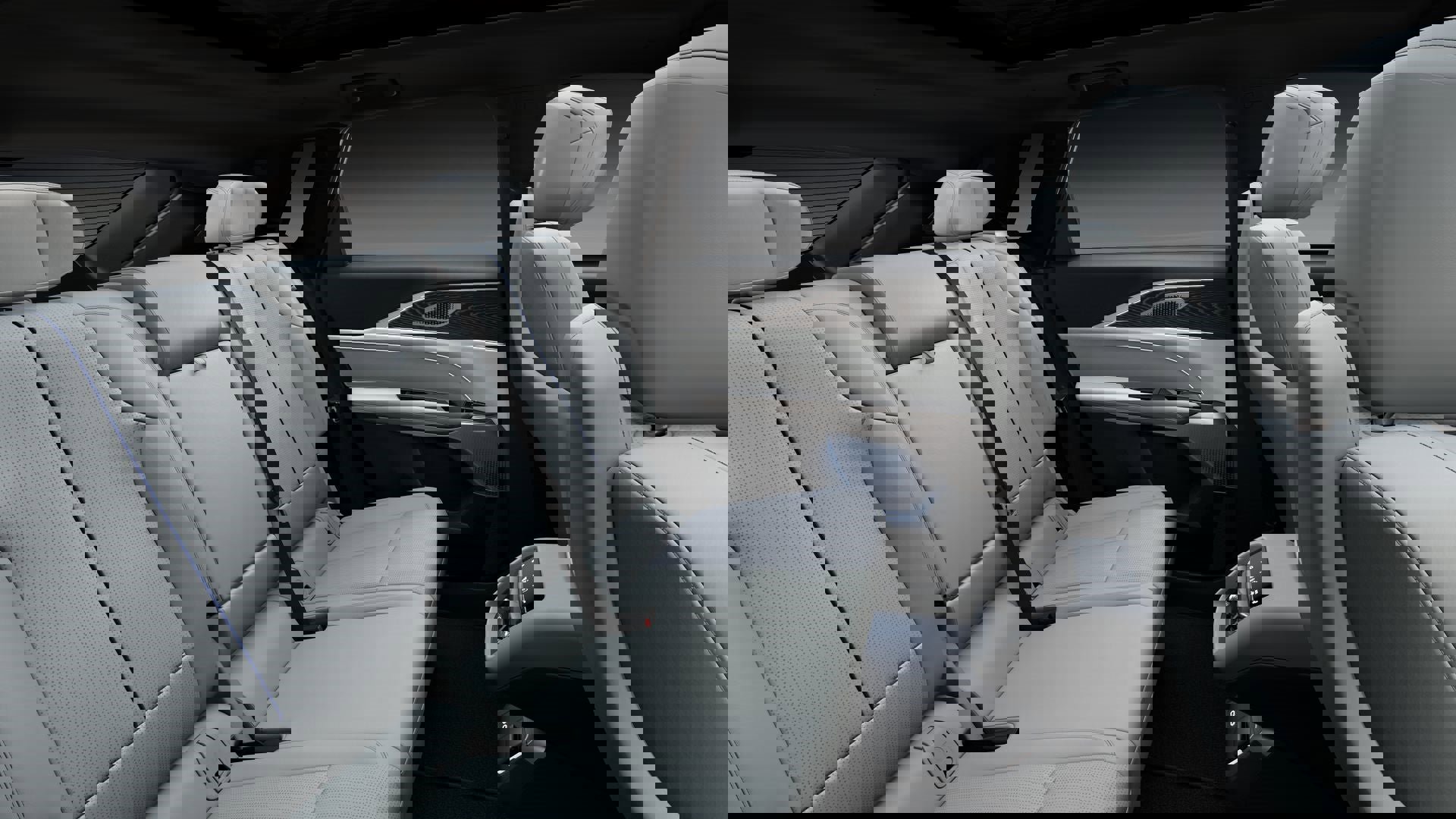 New 2024 Cadillac Lyriq Luxury image 44