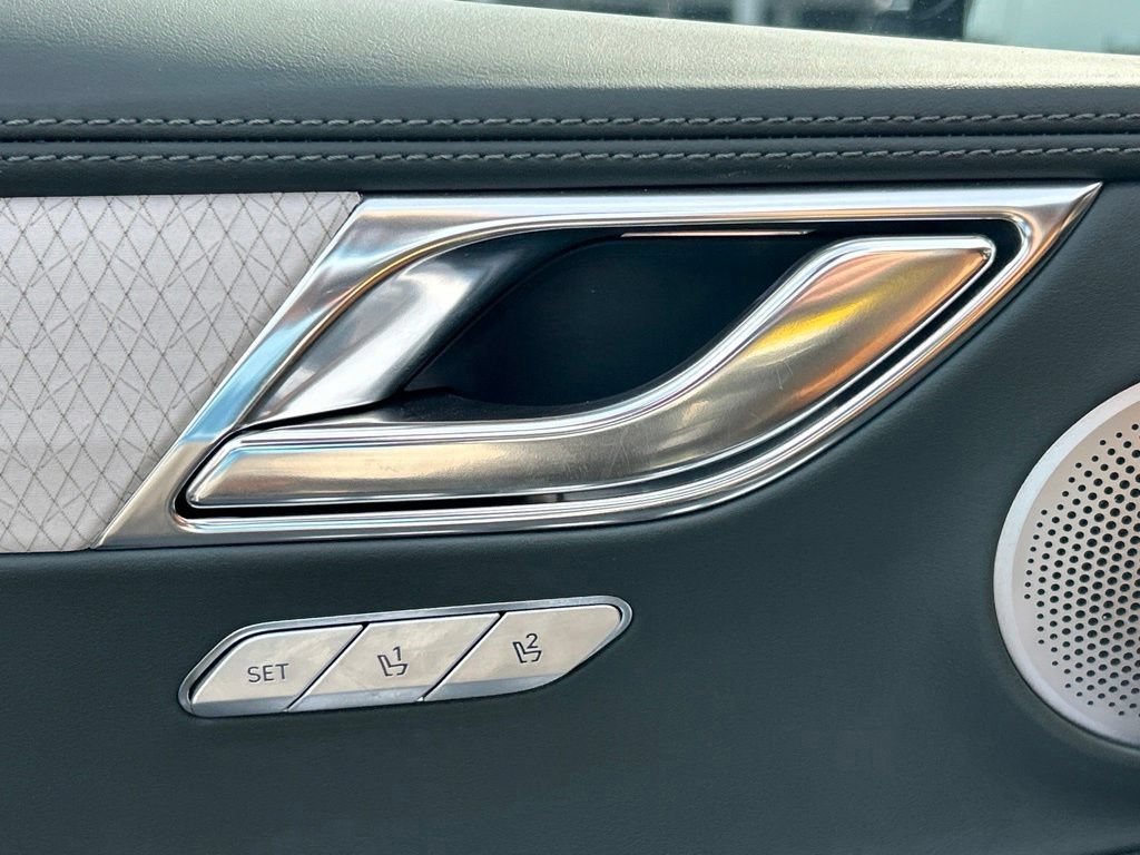 Used 2025 Genesis GV80 3.5T Prestige AWD/4WD image 18
