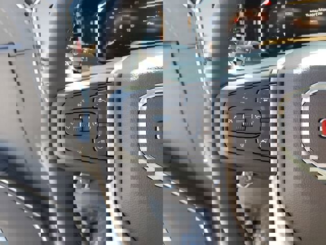 New 2026 GMC Sierra 1500 SLT w/ SLT Premium Plus Package image 31