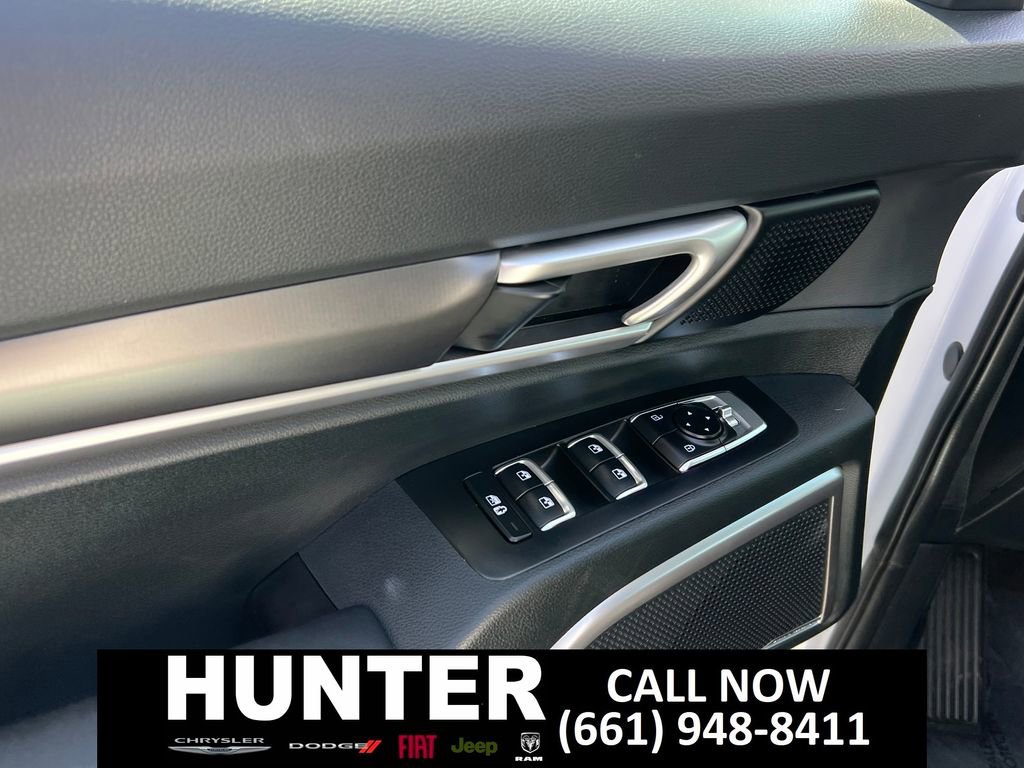 Used 2025 Kia Telluride S image 24