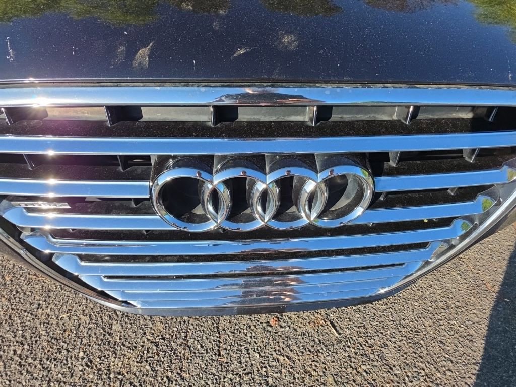 Used 2013 Audi A8 3.0T image 6