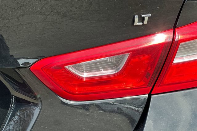 Used 2025 Chevrolet Malibu LT image 31