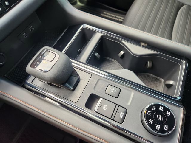 Used 2025 Nissan Pathfinder Rock Creek image 19