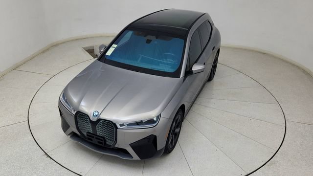 Used 2024 BMW iX xDrive50 w/ Premium Package image 75