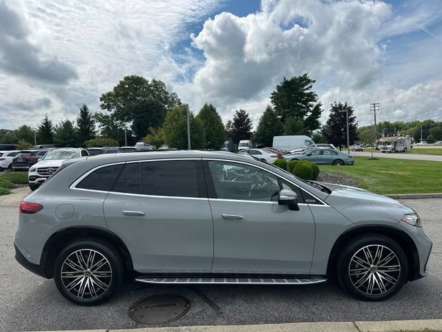 Certified 2023 Mercedes-Benz EQS 580 4MATIC SUV image 6