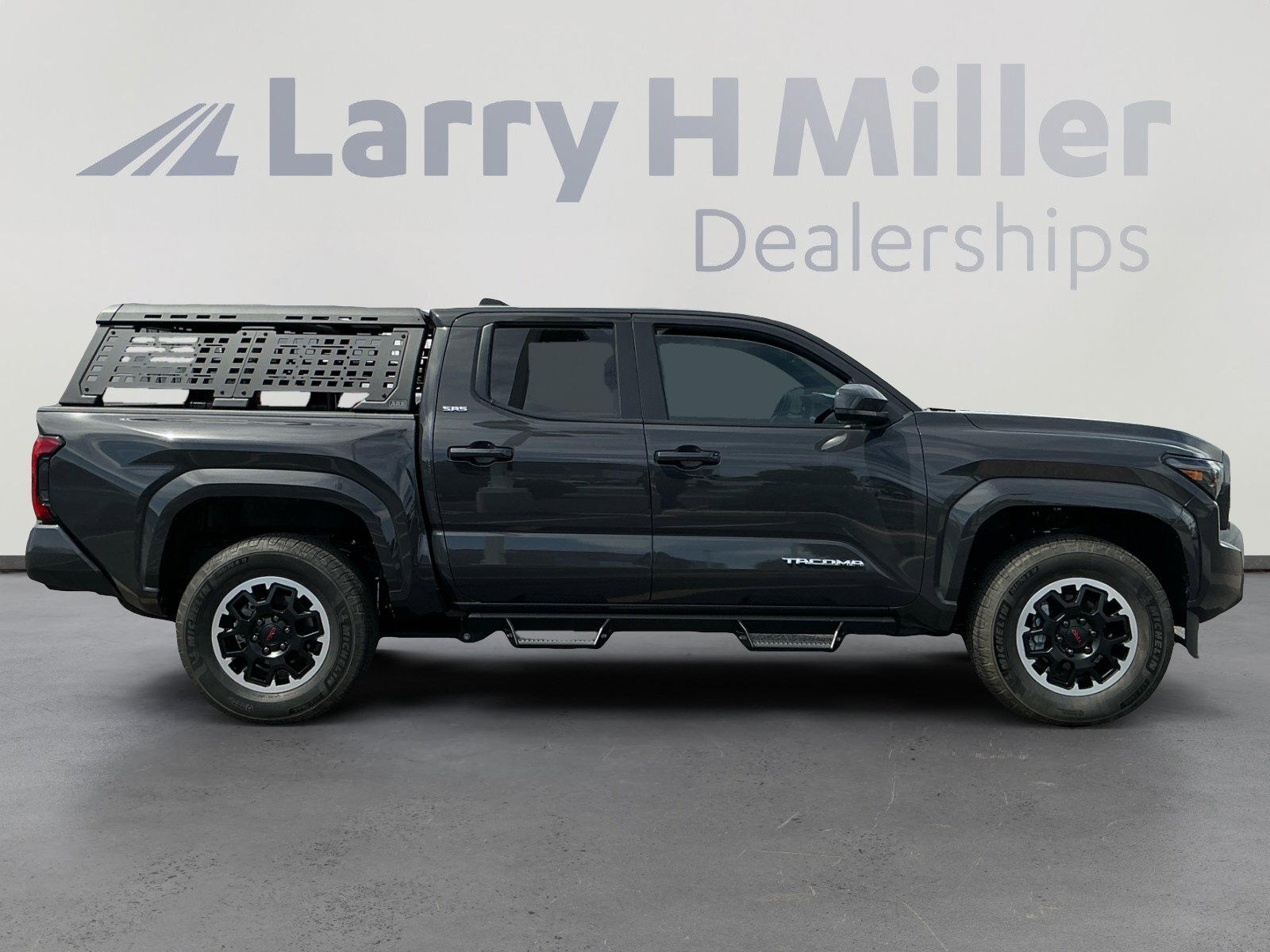 Certified 2025 Toyota Tacoma SR5 image 6